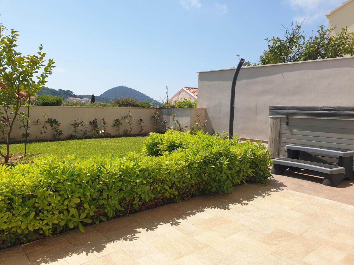 Abelia, Two Terraces, Hot Tub, Free Parking * Dubrovnik
