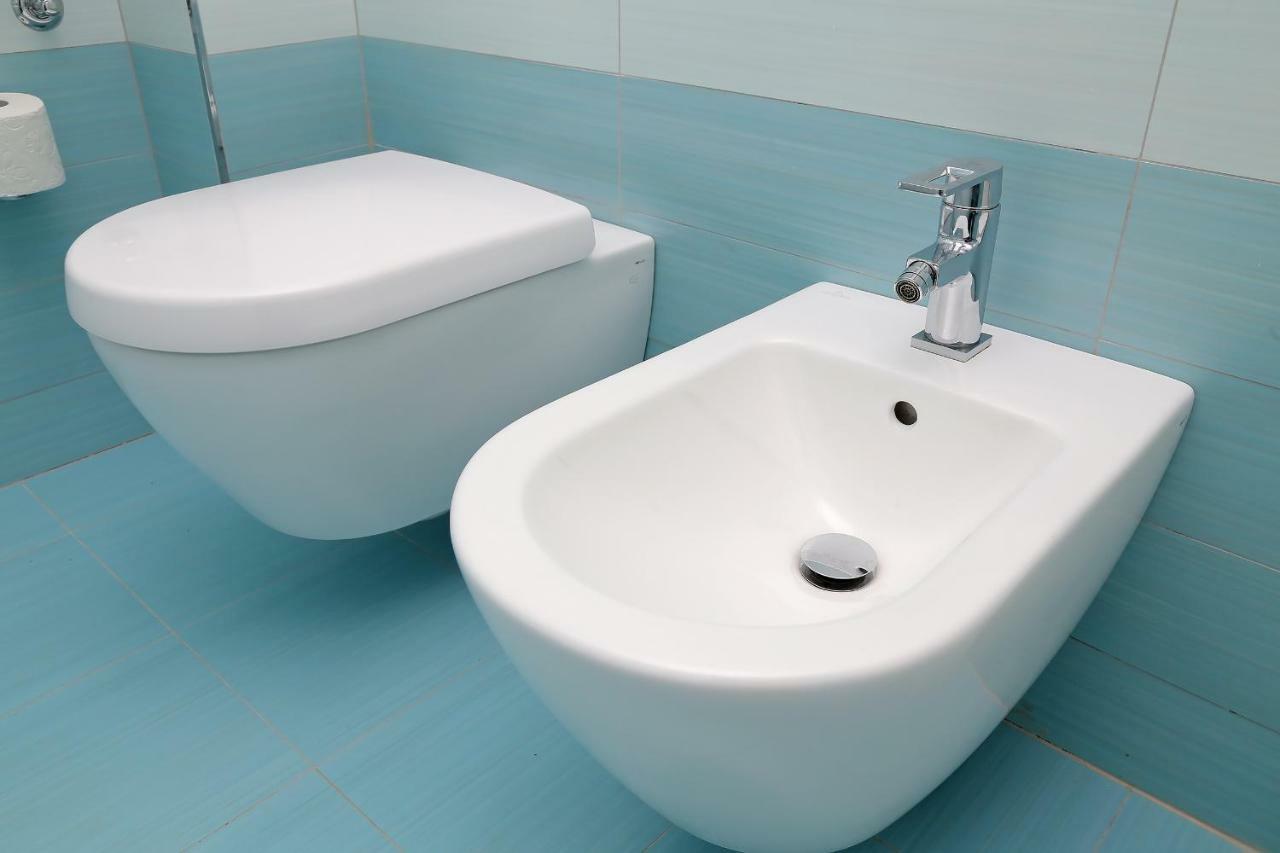 Abelia, Two Terraces, Hot Tub, Free Parking Apartamento *